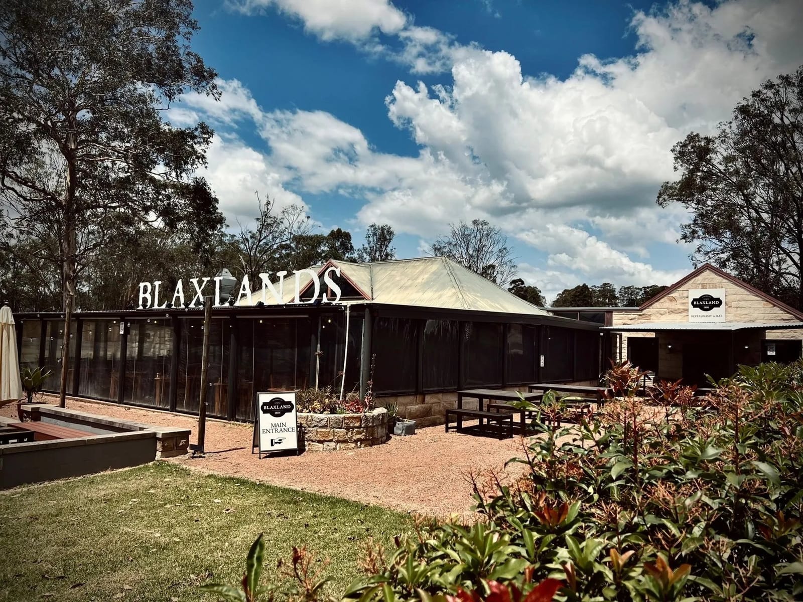 Sandstone building and terrace at Blaxland Inn, Pokolbin, Hunter Valley