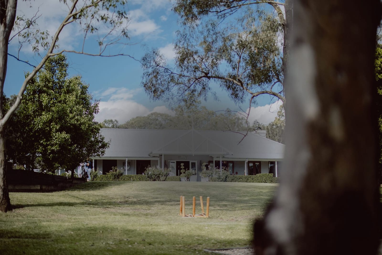 Thistle Hill Guesthouse homestead building viewed across the lawn, Broke, Hunter Valley